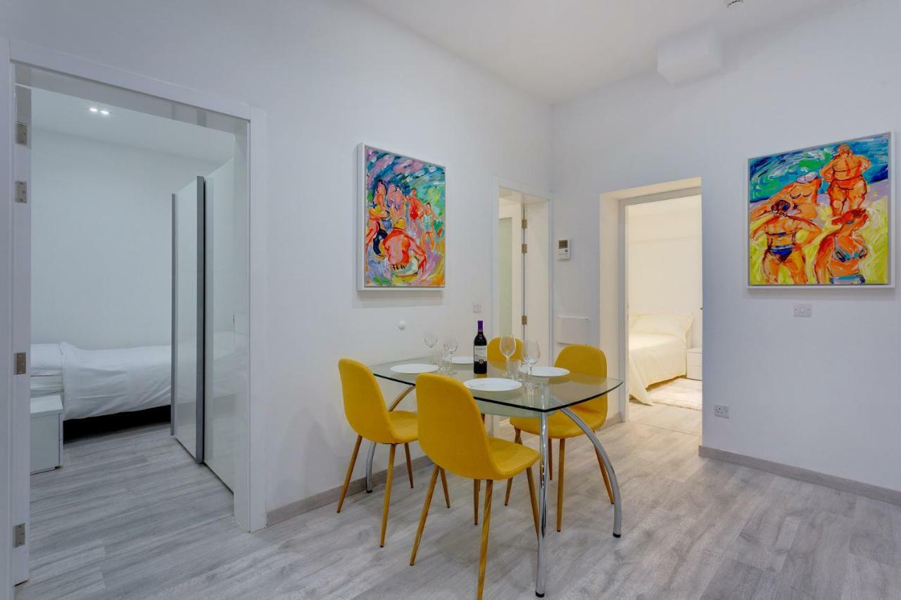 Stylish 3Br Apartment, Fantastic Location In Sliema Luaran gambar