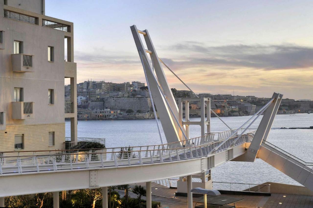 Stylish 3Br Apartment, Fantastic Location In Sliema Luaran gambar