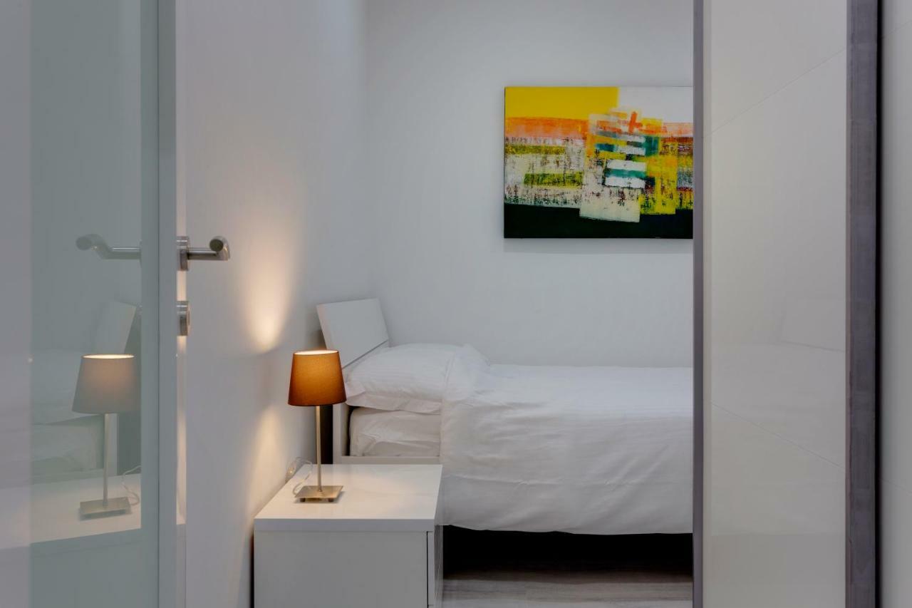Stylish 3Br Apartment, Fantastic Location In Sliema Luaran gambar